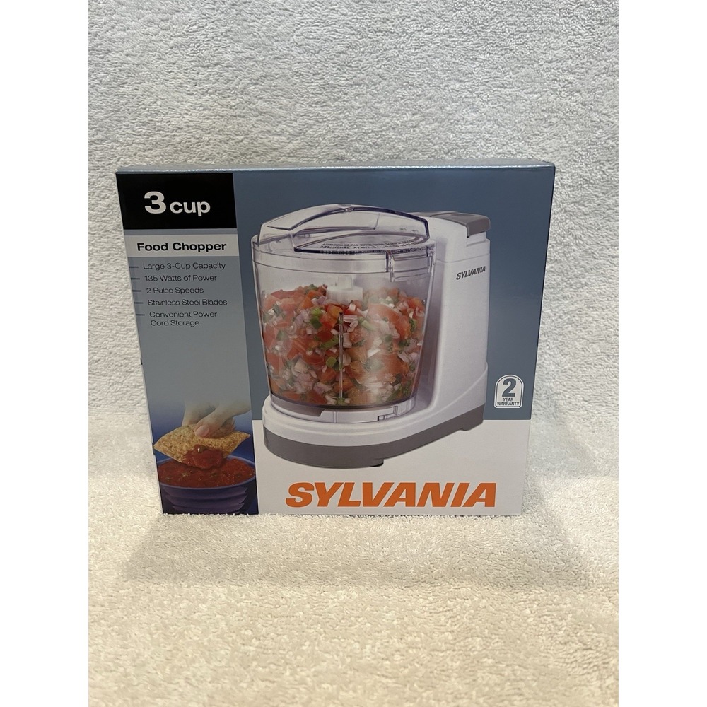 NIB Electric food chopper, Sylvania #467705, 3-cup capacity, 135 Watts HL-2129-1